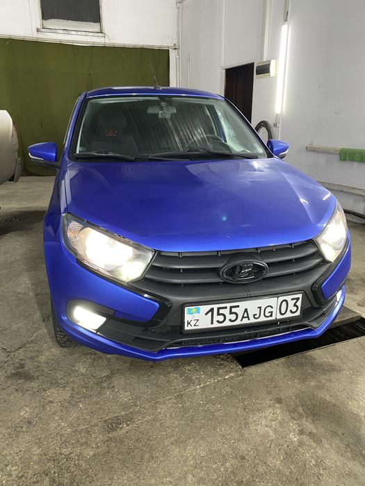 Продам машину лада гранта