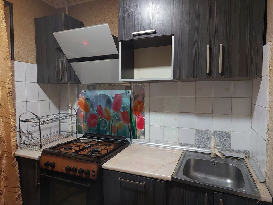 1 хонали шароити билан йолга якин