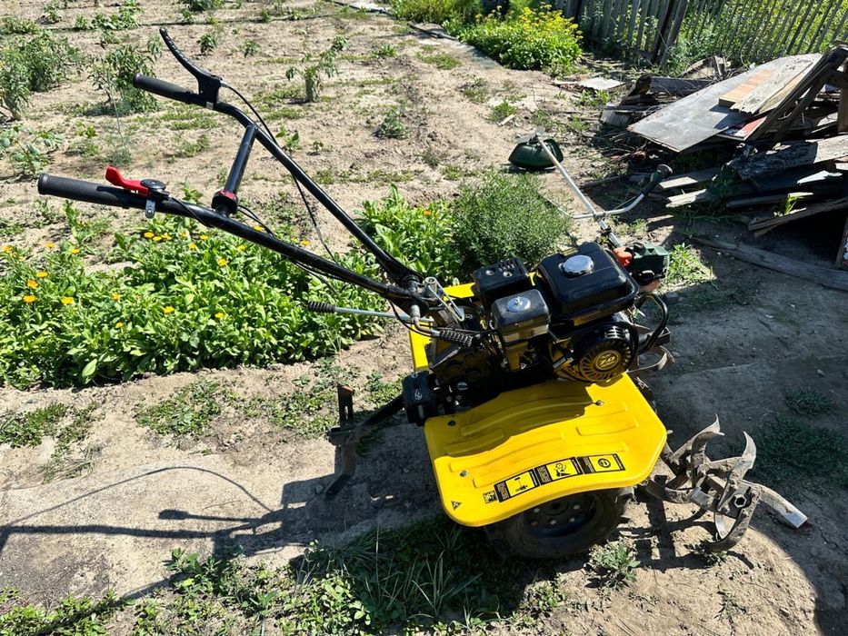 Мотоблок Целина Т70Ц