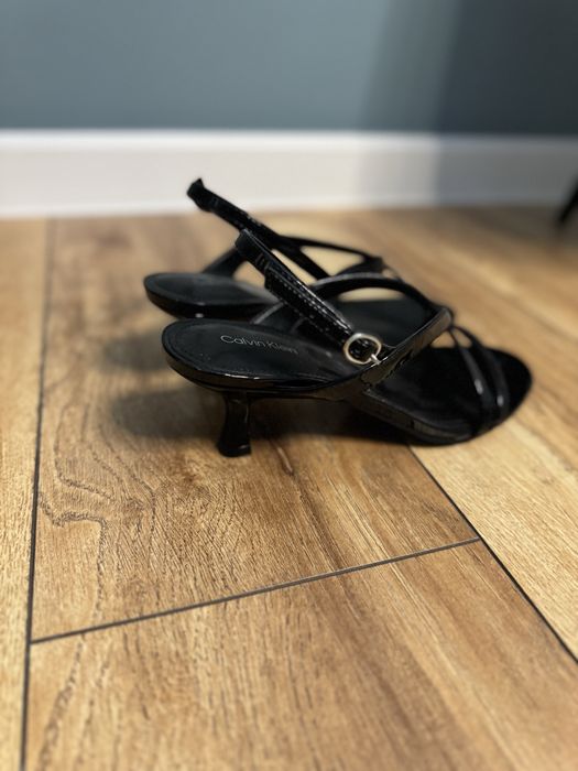 Босоножки Calvin klein 8,5 размер