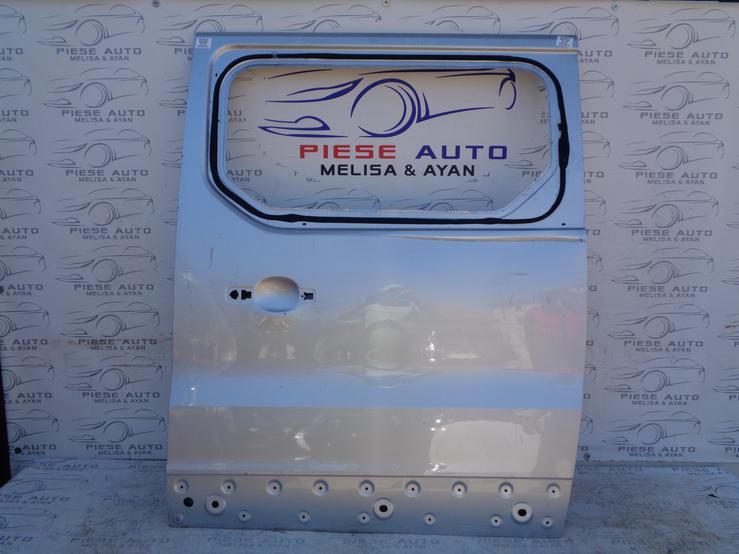 usa stanga laterala Renault Trafic an 2014-2015-2016-2017-2018-2019-20
