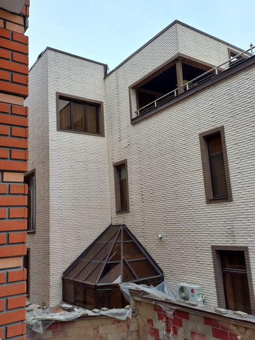 Выравнивание просевших домов