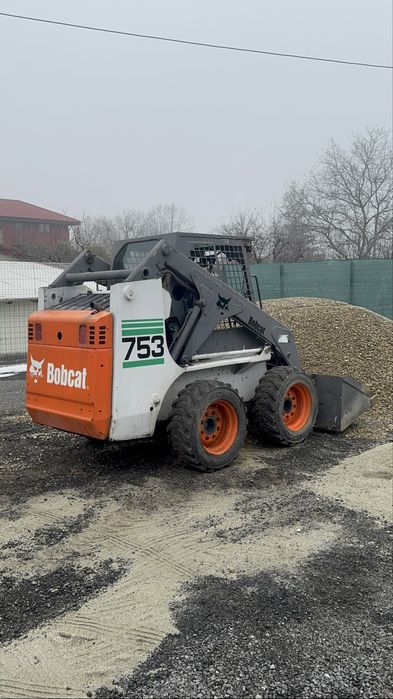 Inchiriri mini-incarcator Bobcat