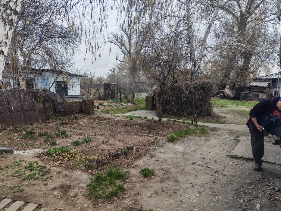 Продам два дома на одном участке на острове,