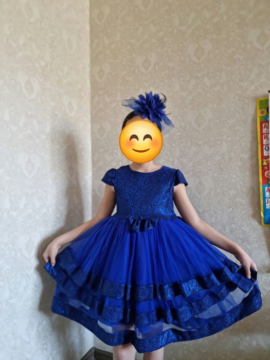 Детское платье белое и синие