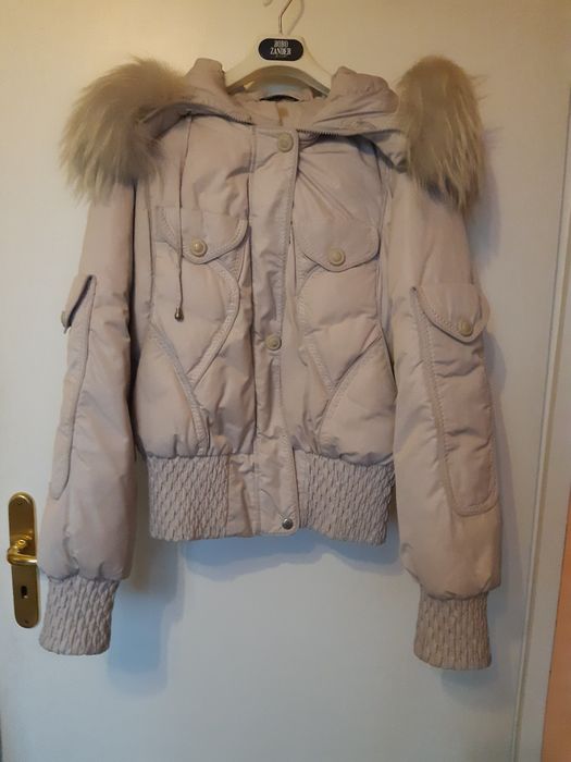 Пухено яке с качулка с великолепна качулка