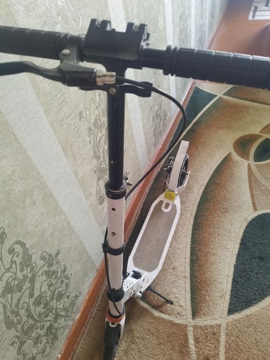 Продам самокат для подростков, состояние отличное.