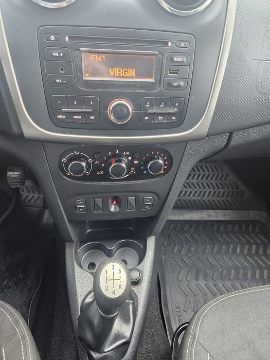 Dacia logan 1.2i an 2014 dotari full