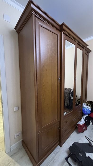 Спальный гарнитур