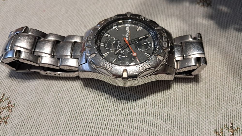 Ceas barbatesc Festina F16242/9 Sport 40mm 10ATM.