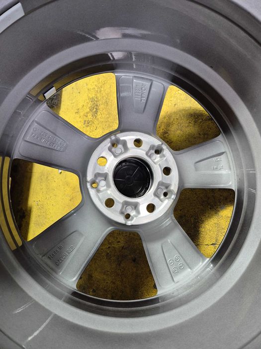 4 Jante Aliaj 5x112 17'' OE VW Golf Passat Touran Sharan Tiguan T-Roc Caddy Scirocco / Skoda Octavia Superb Yeti Karoq Kodiaq