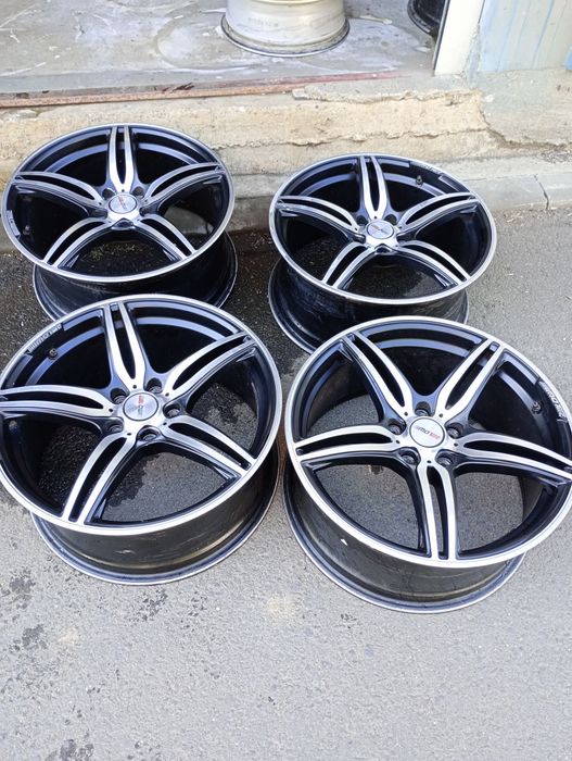 4 jante aliaj bi colore 5x114,3  R19 Mazda  CX9,CX7, hiundai  Toyota KIA Renault kadjar honda