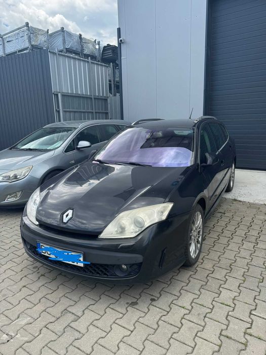 Renault Laguna 2.0 dCi 110 CP – 2008 – 2.000 €