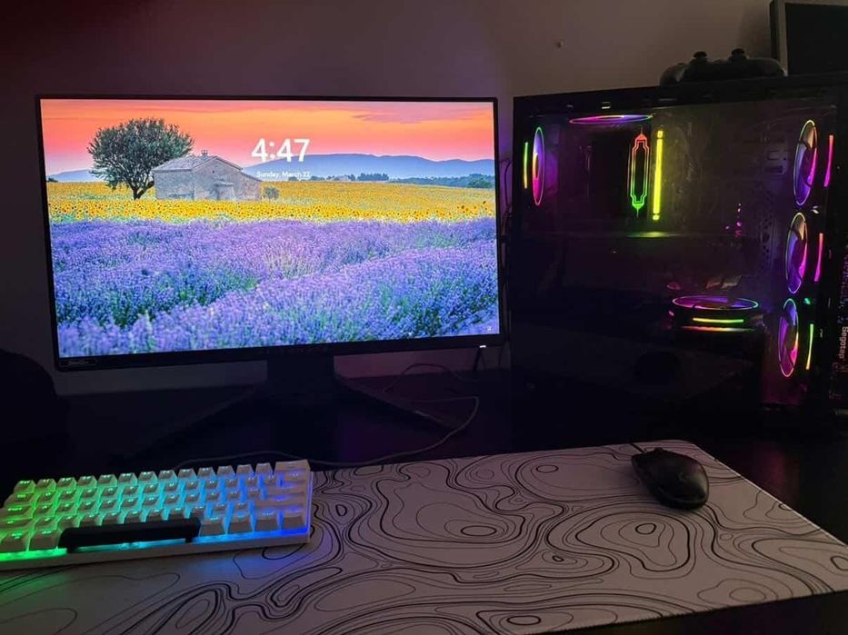 Vând pc gaming ryzen 7 9800x3d + monitor alienware 360hz