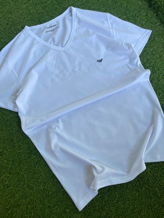 Мъжка блузка с къс ръкав : Emporio Armani Underwear V- Neck XL
