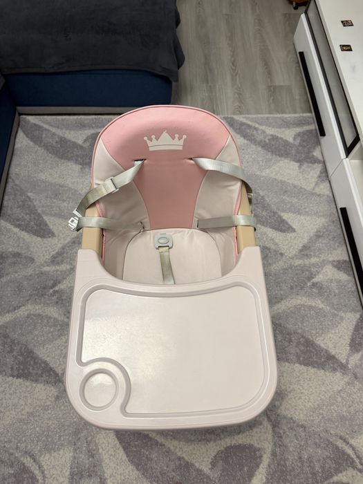 Scaun de masa bebe