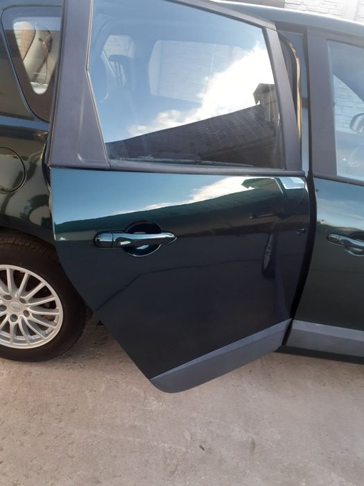 Usa Portira Stânga Spate Renault Scenic 3 completa
