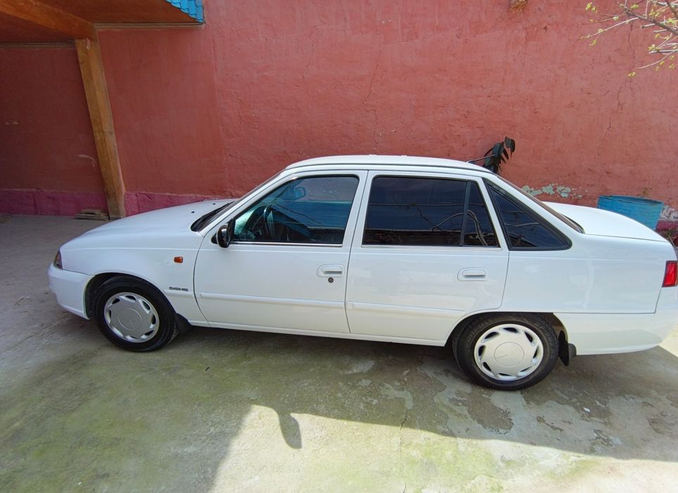 Nexia 1.6 idealniy holatda faqat olib minib yurush kerak