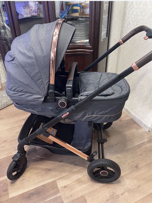 Продам коляску 3в1 с автокреслом