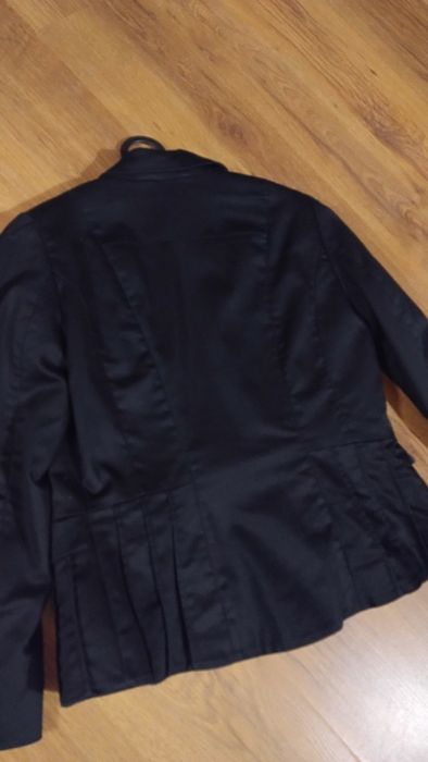 Сако HM вталено 38 размер