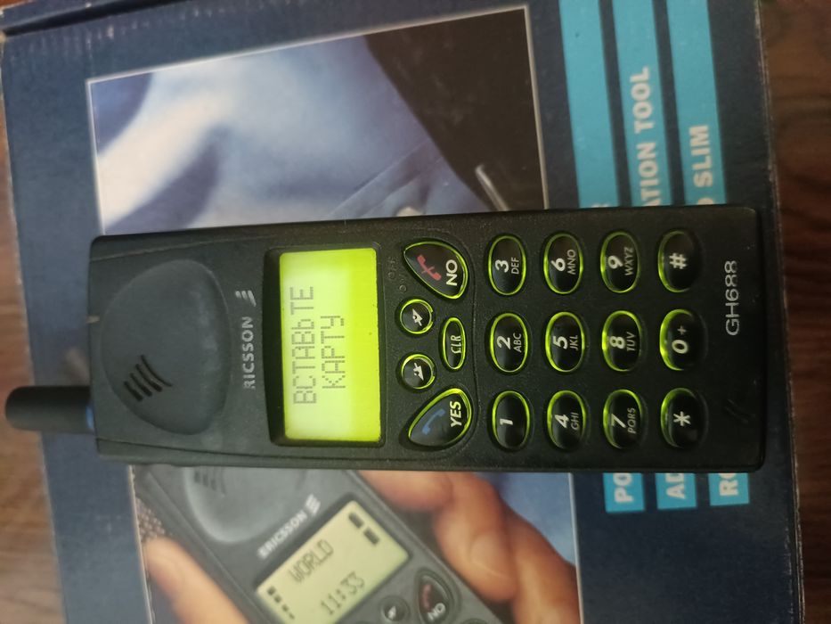 Антиквариат Телефон Ericsson Gsm.