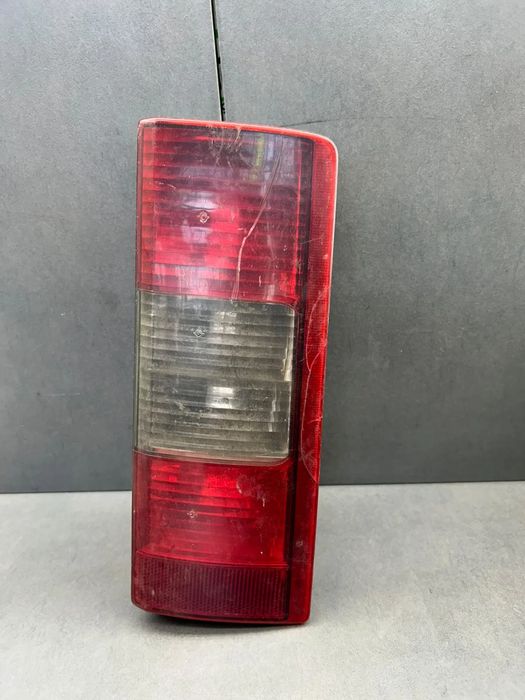 Lampa / Tripla stop dreapta pe aripa DEFECT Opel Combo 2001