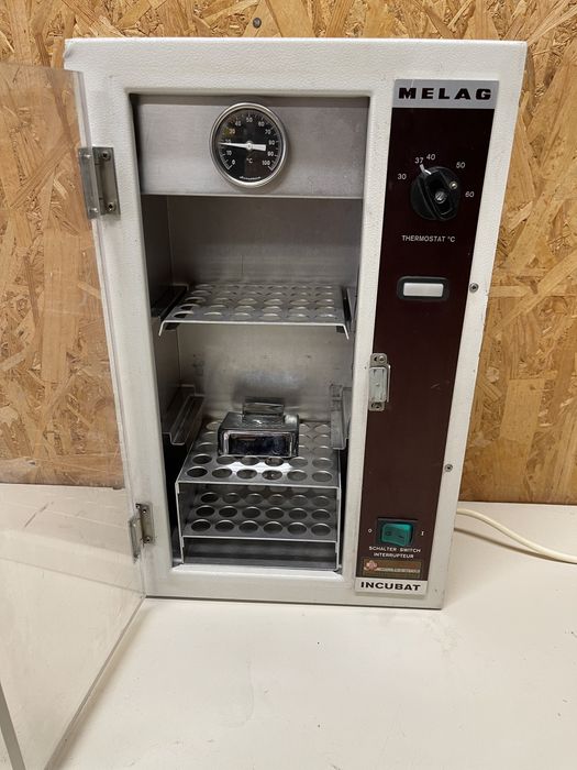 Melag 80 incubator
