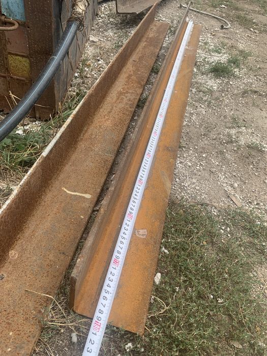 Продам угольники в хорошем состояний