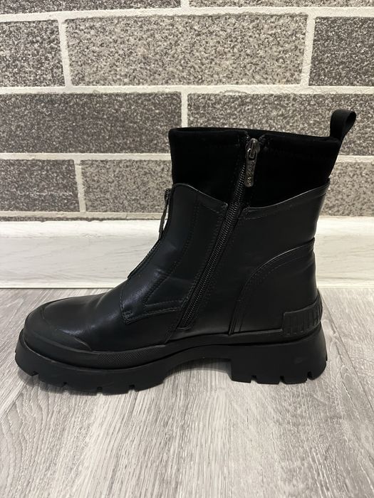 Продам ботинки осень/весна