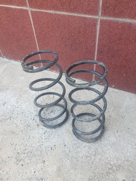 Пружины задние Субару легаси