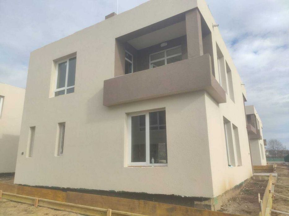 Продава се Къща в с. Аспарухово, Област Варна - 200 кв.м за 975 €/кв.м - Снимка #2