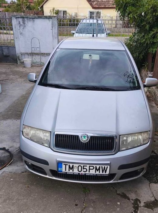 Vând Skoda Fabia  1.2
