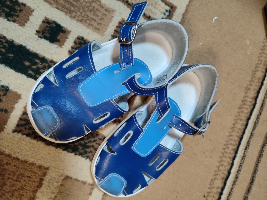 Обувь натуральная