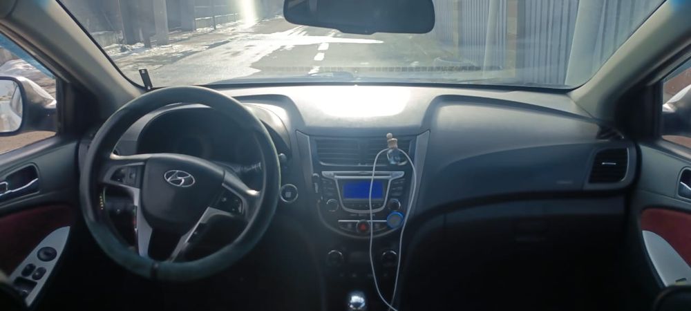 Hyunday Accent сатамын