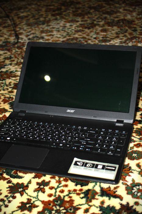 Acer Aspire ES1-512 офис ёки уй учун ноутбук сотилади