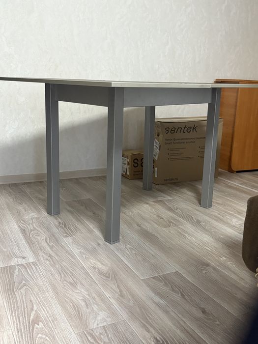 Продам стол на кухню
