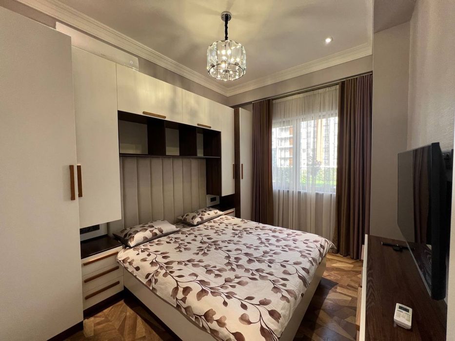 N7392 Shayxontohur tumani Tashkent city J/K Gardens Residens 2/2/8