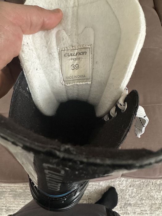 Продам коньки