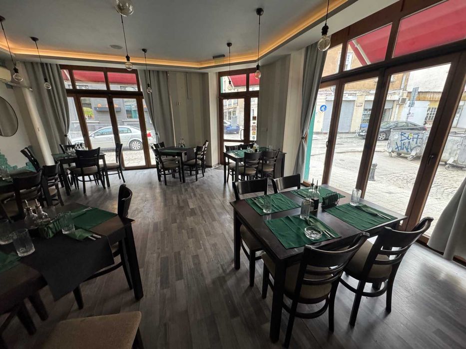 Дава се под наем Заведение в София, Център - 97 кв.м за 2493.39 € - Снимка #3