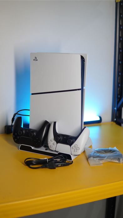Продам Playstation 5 Slim