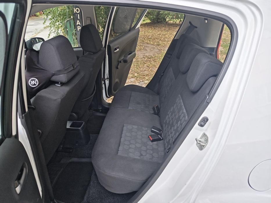Продавам Suzuki Splash