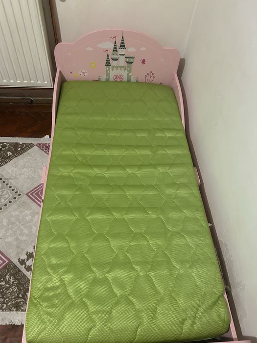 Patut pt copii cu saltea si huse