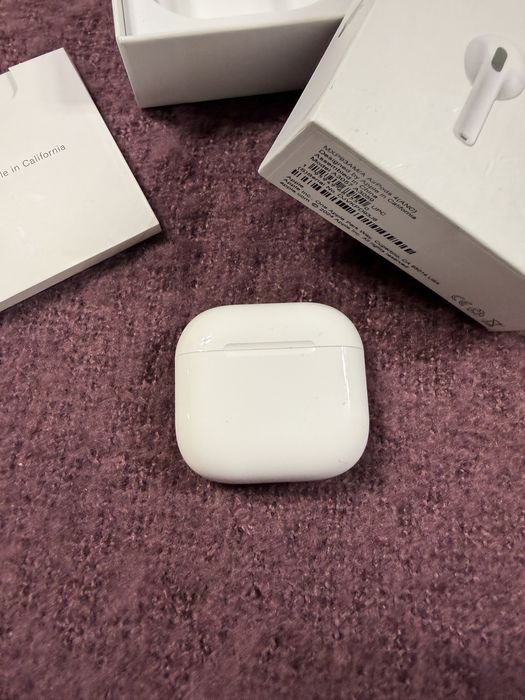 Casti AirPods Gen 4 noi new