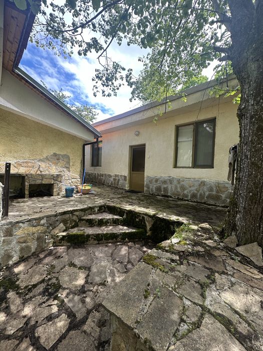 Вила, къща за гости