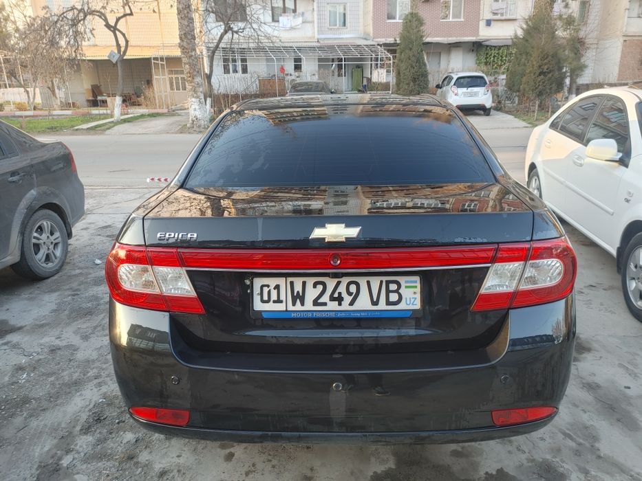 Cрочно Chevrolet Epica 2010 AT