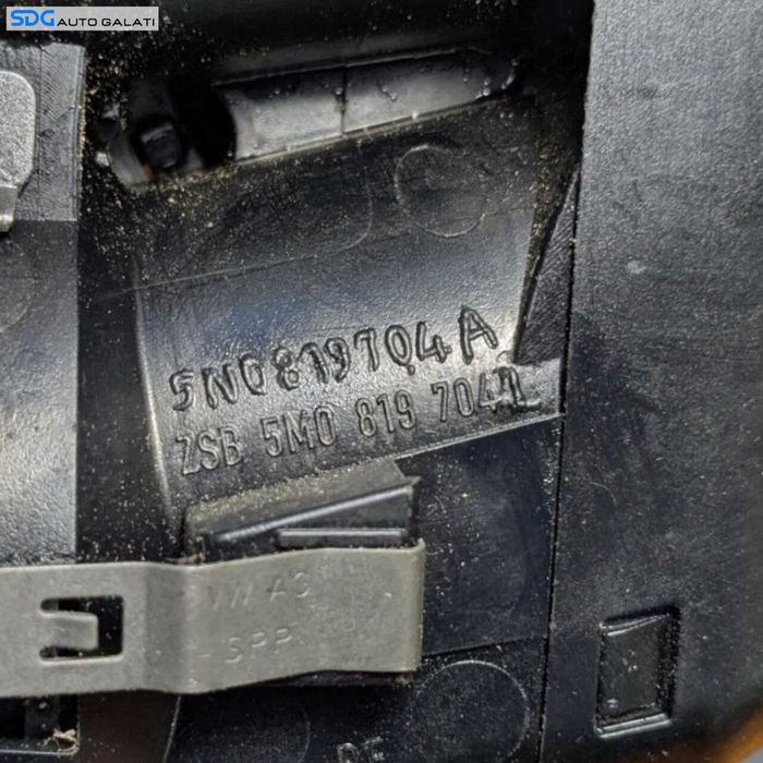 Grila Gura Ventilatie Aerisire Bord Dreapta Volkswagen Golf 5 Plus 2004 - 2008 Cod 5N0819704A [L9145]