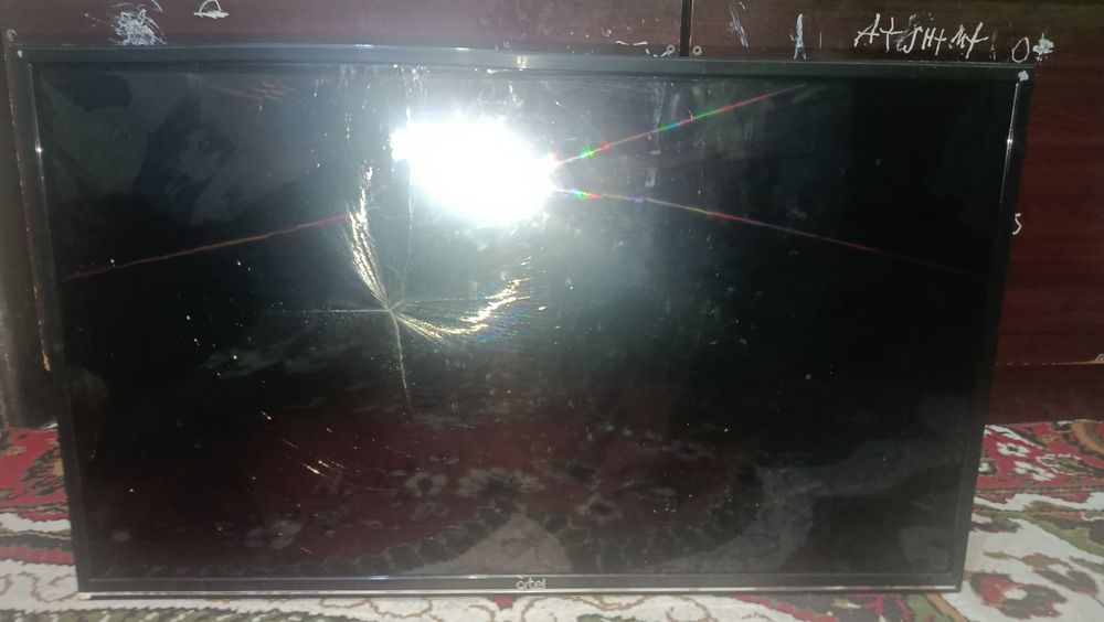 Artel 32 дюйм на запчаст