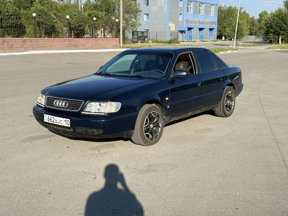 Продам Ауди А6 С4