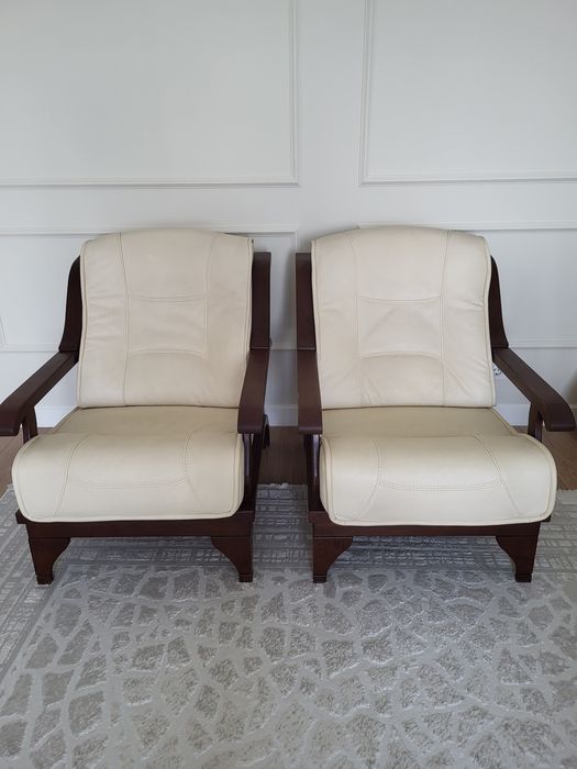 Кресло в коже, Беларусь