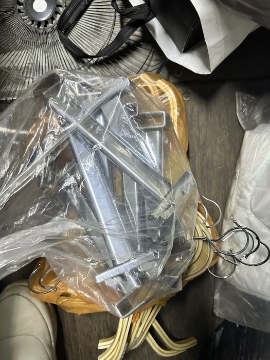 Продам вешалки для магазина